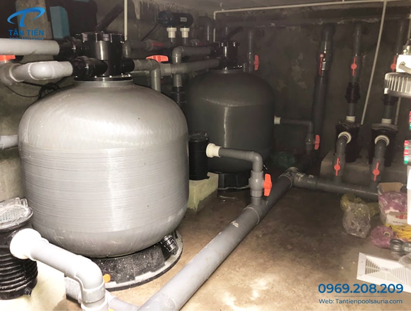 Một phòng máy kỹ thuật bẻ bơi âm đất lắp đặt V series