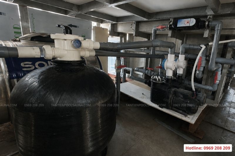 Phòng máy thiết bị bể bơi lắp đặt âm