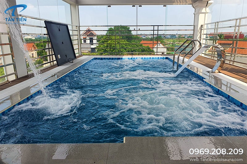 Đầu bơi ngược dòng bể bơi tầng thượng