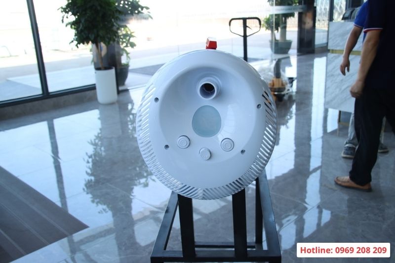Mặt trước của đầu bơi ngược dòng Emaux EM0055