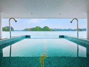 be boi tau du lich ha long
