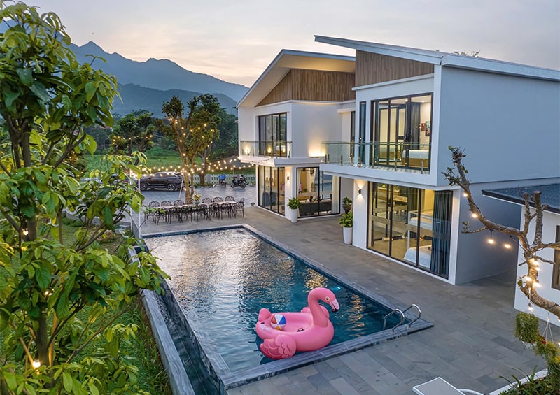 Bẻ bơi đẹp - Tân Tiến Pool