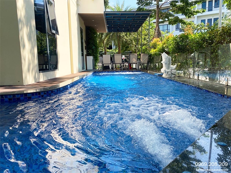 Lắp đặt 2 đầu bơi ngược dòng - Bể bơi gia đình