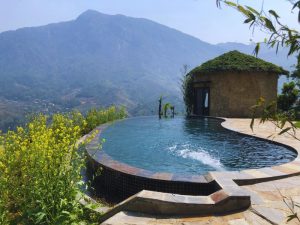 Thi công bể bơi homestay Sapa Farm