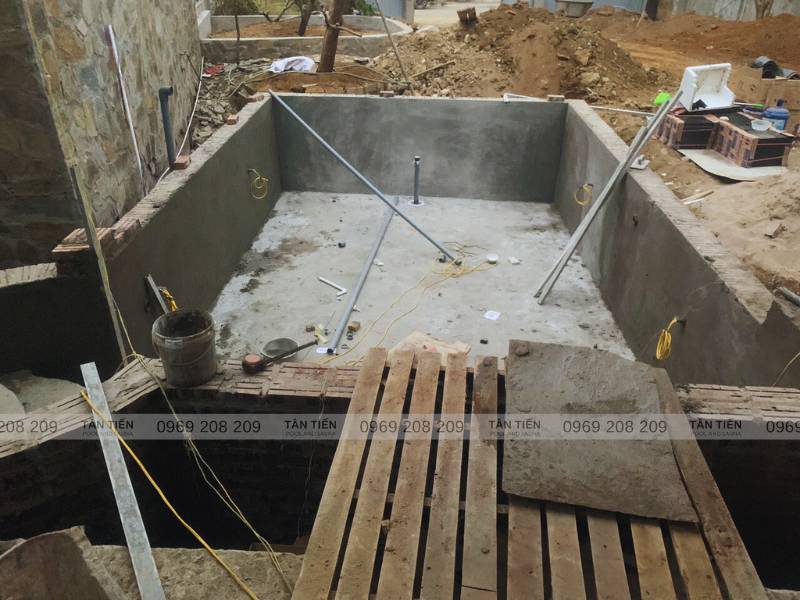 Thi công bể bơi chuyên nghiệp - Tân Tiến Pool