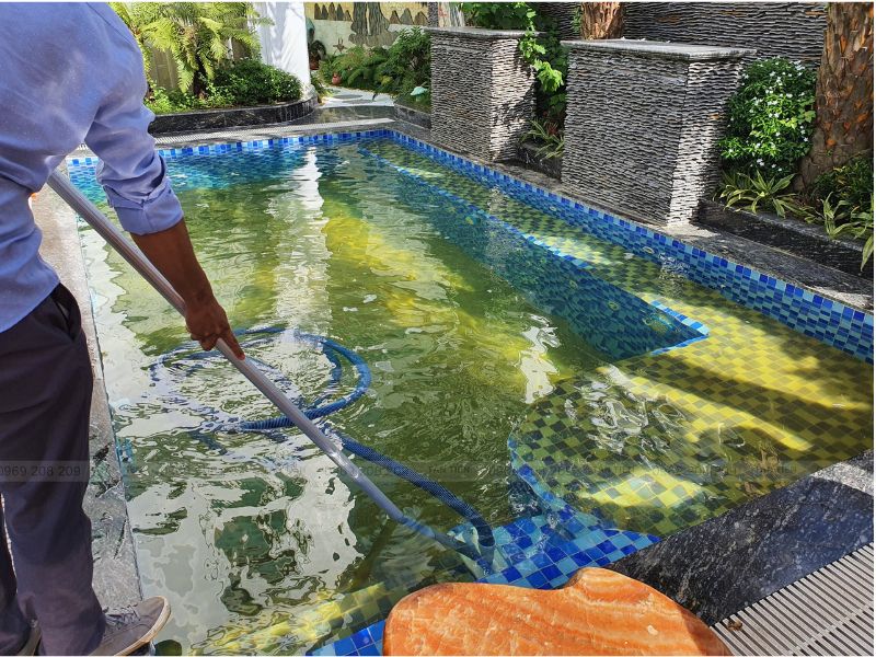 Dịch vụ xử lý nước bể bơi chuyên nghiệp