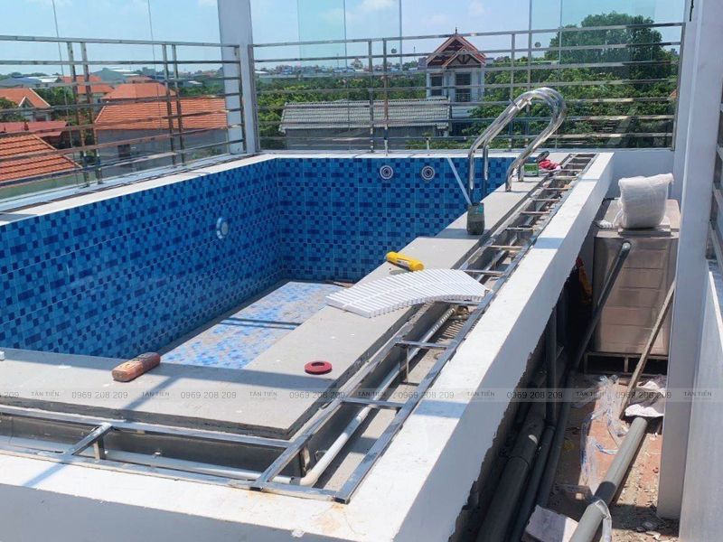 Thi công bể bơi trên tầng thượng - Tân Tiến Pool