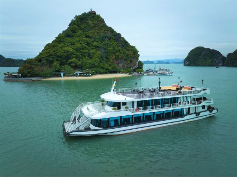 Tàu du lịch 5 sao Vdream Cruise
