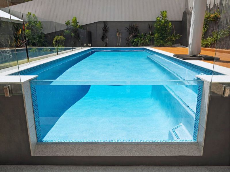 Thi công lắp đặt bể bơi Acrylic