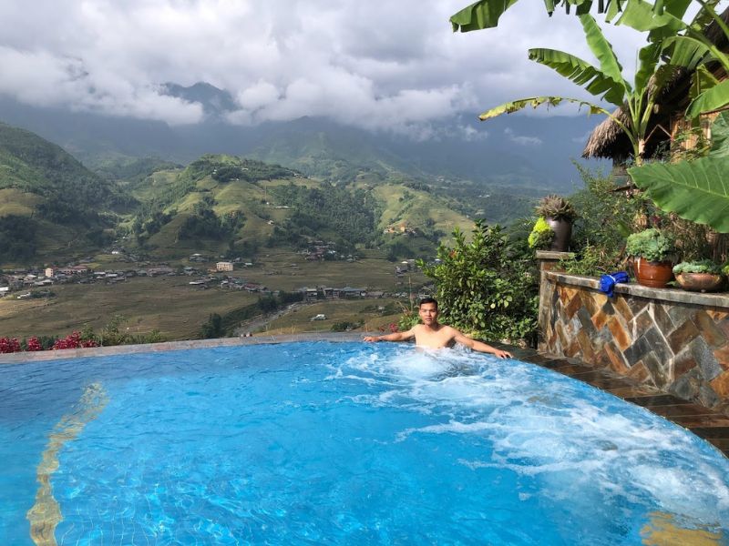Thiết bị bể bơi