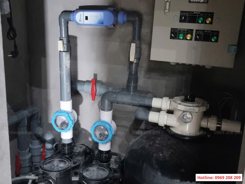 Hoàn thiện thi công bể bơi gia đình anh Sơn tại Bắc Giang Phòng kỹ thuật vận hành bể bơi