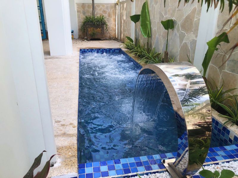 Cây phun massage mỏ vịt cho bể bơi bằng inox