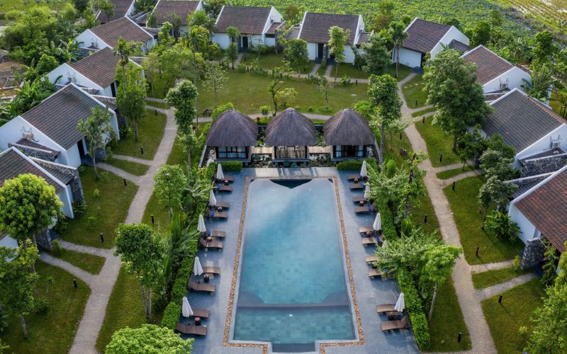 dịch vụ thiết kế và thi công bể bơi - Tân Tiến