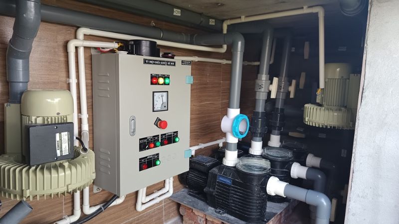 phòng máy vận hành bể bơi