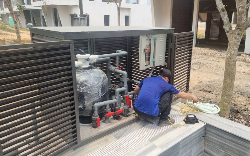 Phòng máy vận hành bể bơi gia đình