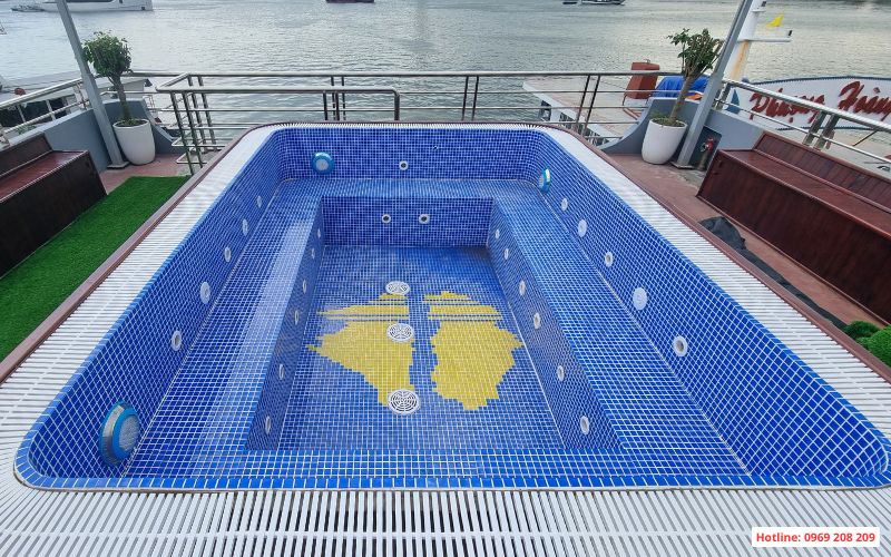 Thi công bể sục tàu Phượng Hoàng Hạ Long