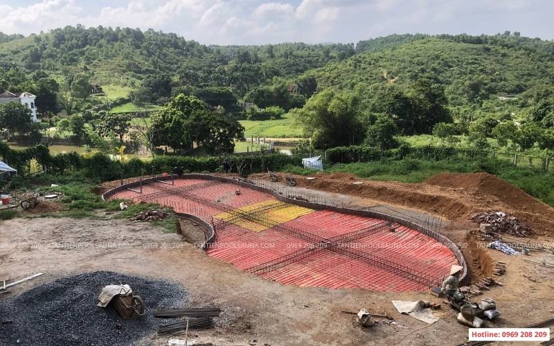 Thi công bể bơi kinh doanh tại Hòa Bình