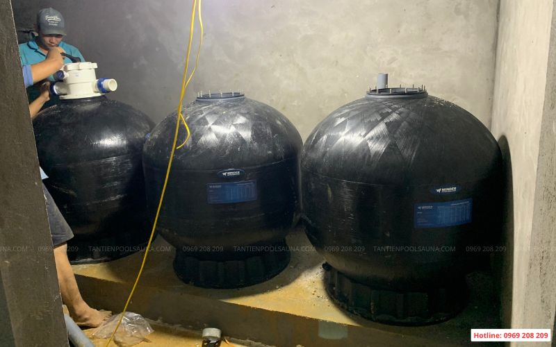 3 bộ lọc cát Minder cho bể bơi kinh doanh 