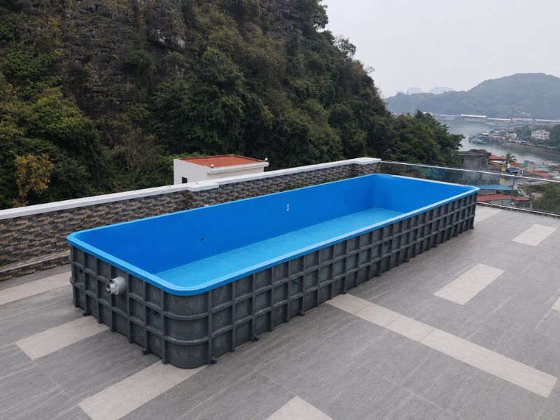Thi công bể bơi composite tầng thượng
