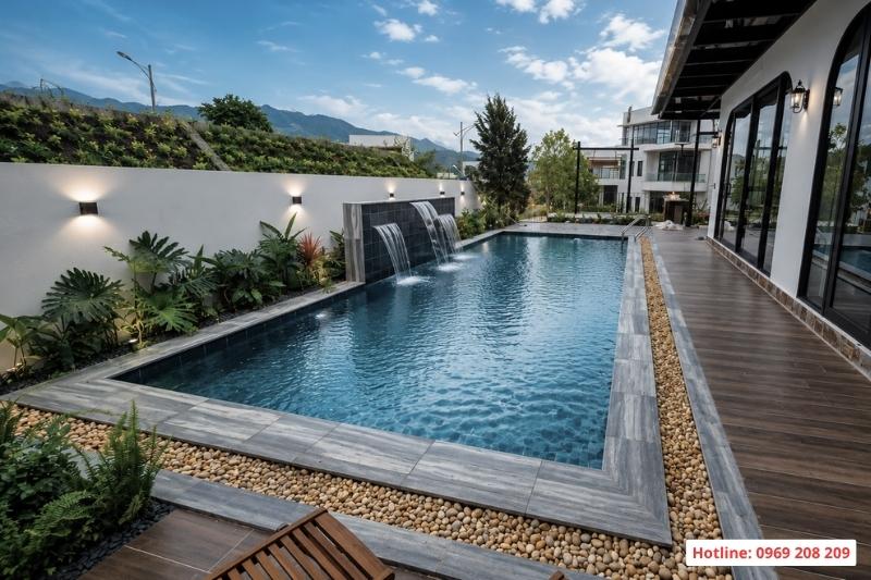 Thi công bể bơi gia đình trọn gói: Báo giá, quy trình và kinh nghiệm thực tế Bể bơi villa cao cấp tại KĐT Legacy Hill
