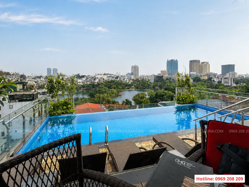 Bể bơi trên sân thượng: Những điều cần biết trước khi thiết kế và thi công Thi công bể bơi trên sân thượng