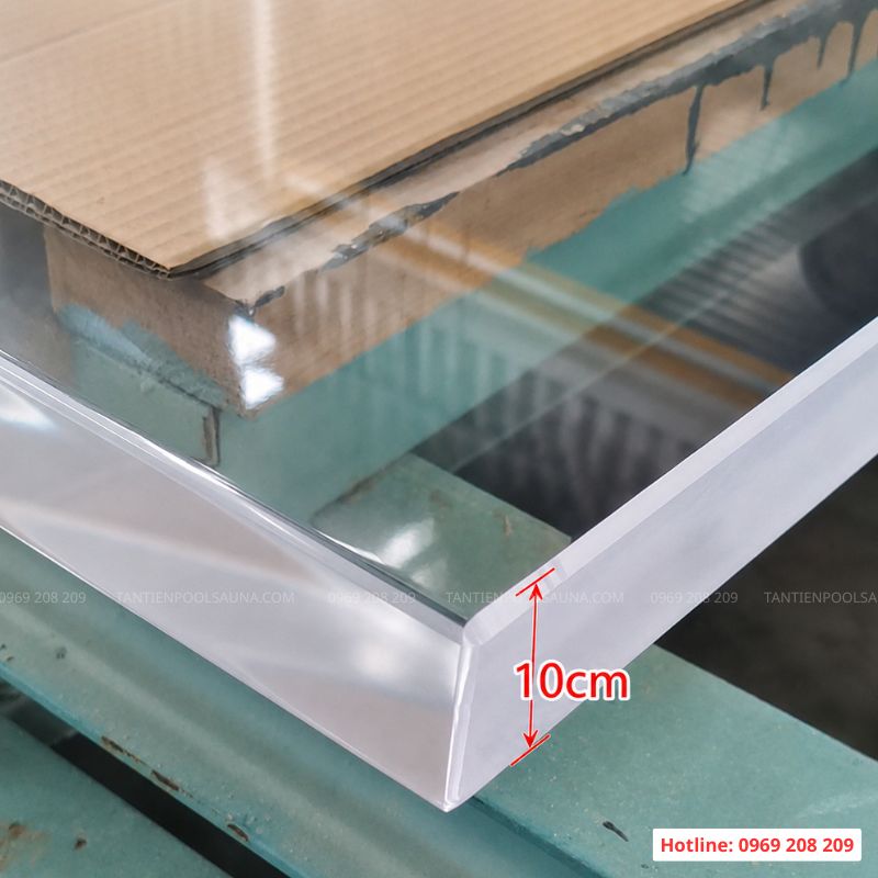 Tấm Acrylic độ dày 10cm