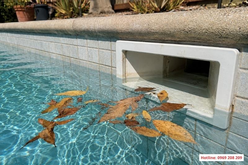 Bể bơi Skimmer là gì? Cấu tạo, nguyên lý và cách thiết kế Skimmer thu rác lá cây vào giỏ lọc