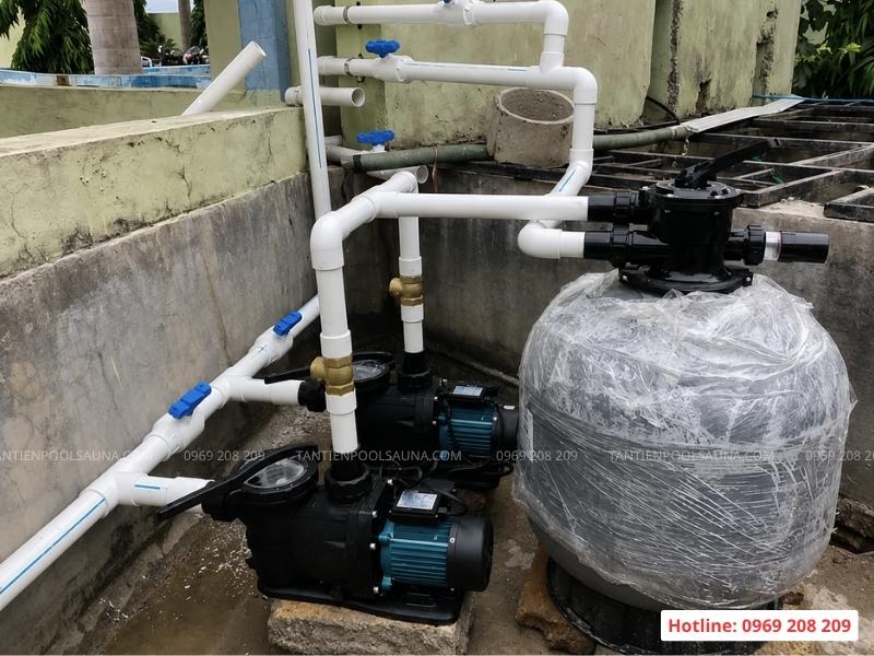 Phòng máy bể bơi lắp đặt ngoài trời