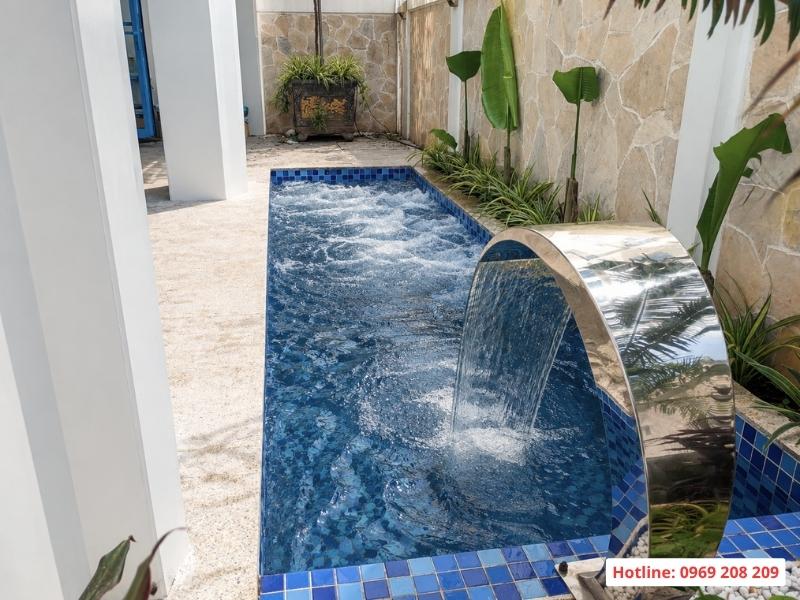 Bể bơi gia đình 12m2 tại Hạ Long