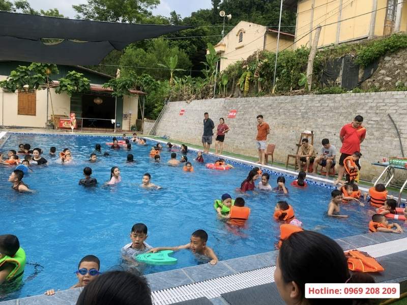 Bể bơi kinh doanh bán vé tại Thái Nguyên