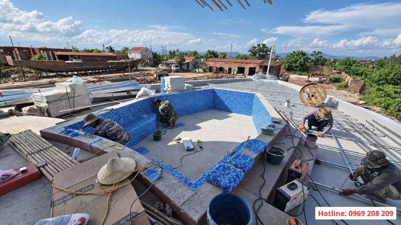 Chống thấm và ốp lát bể sục