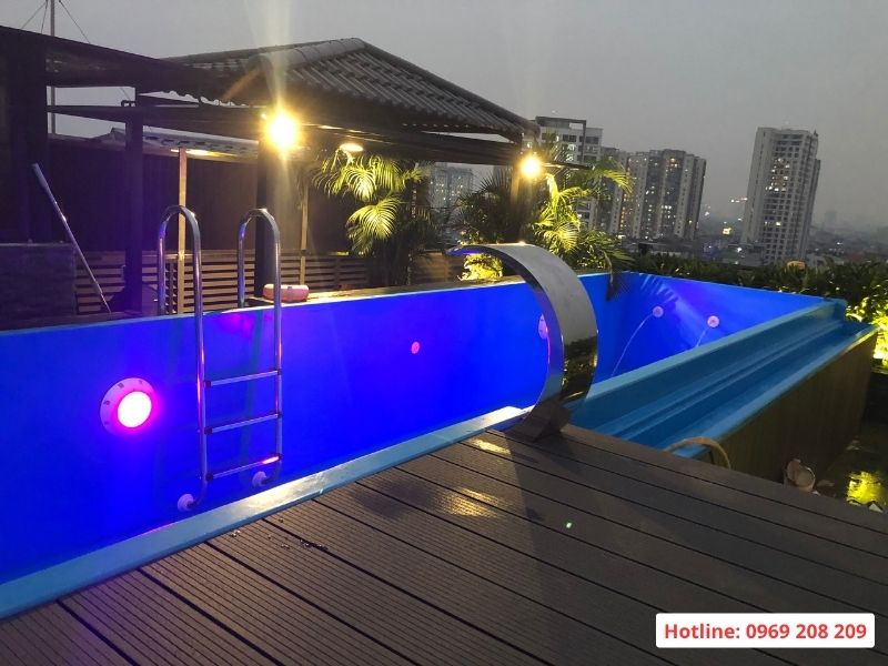 Thang bể bơi 3 bậc MU315 Bể bơi composite trên tầng thượng