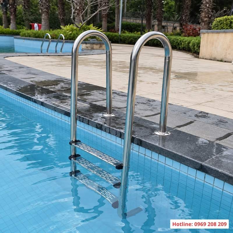 Thang bể bơi 3 bậc MU315 Thang bể bơi MU315 3 bậc