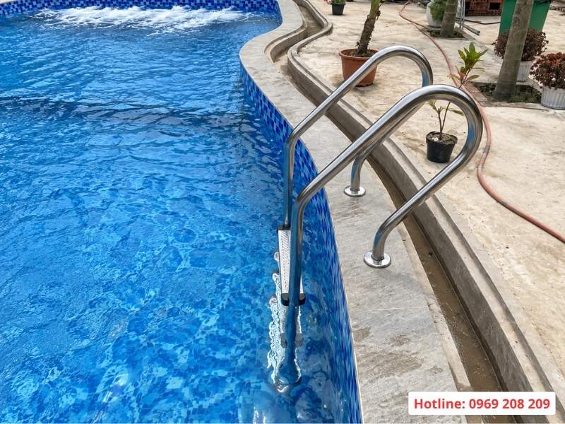 Thang bể bơi 3 bậc SF315 Thang bể bơi 3 bậc SF315