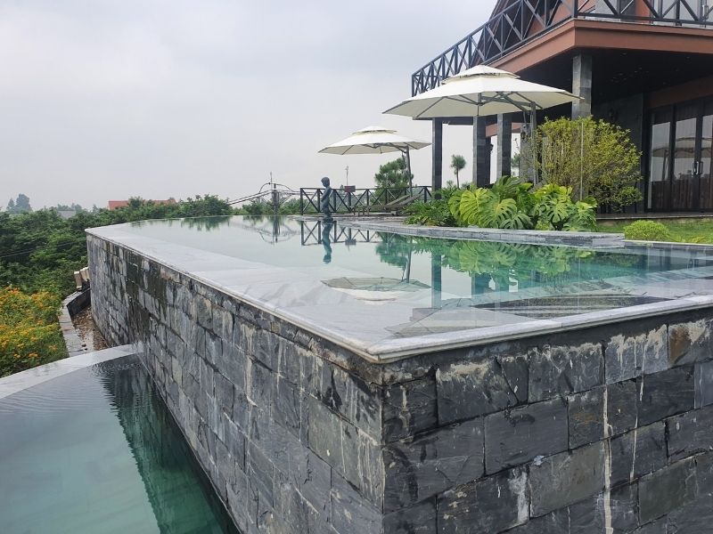 Thi công bể bơi vô cực homestay tại Tam Đảo