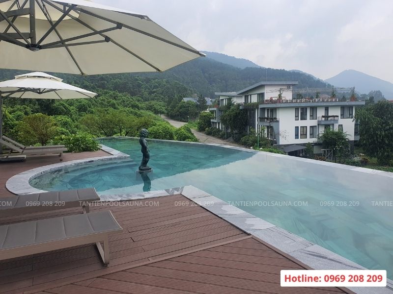 Hoàn thiện bể bơi vô cực 2 tầng Fairytale tại homestay Tam Đảo Thi công bê bơi vô cực homestay Tam Đảo