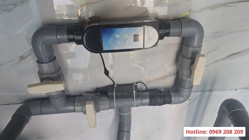 Bộ điện phân muối Laswim EC Plus Phòng máy bê bơi tích hợp Laswim EC plus