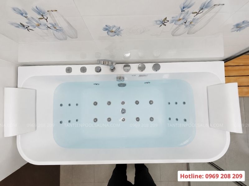 Lòng bồn dày đặc hệ thống mắt sục thuỷ lực & sục khí