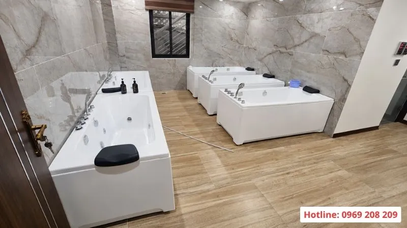 Hoàn thiện hệ thống xông hơi và bồn tắm massage tại Spa Sâm Sen Bắc Ninh Lắp đặt bồn sục massage acrylic
