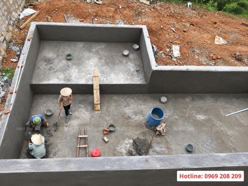 Cấu tạo thành bể bơi: Kết cấu, vật liệu và thiết bị Thi công bể bơi villa