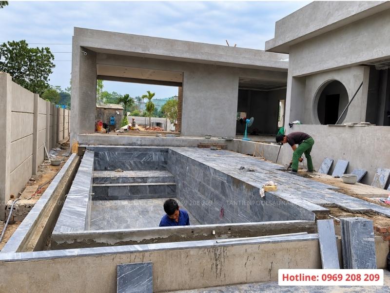 Cấu tạo thành bể bơi: Kết cấu, vật liệu và thiết bị Thi công bể bơi gia đình vô cực